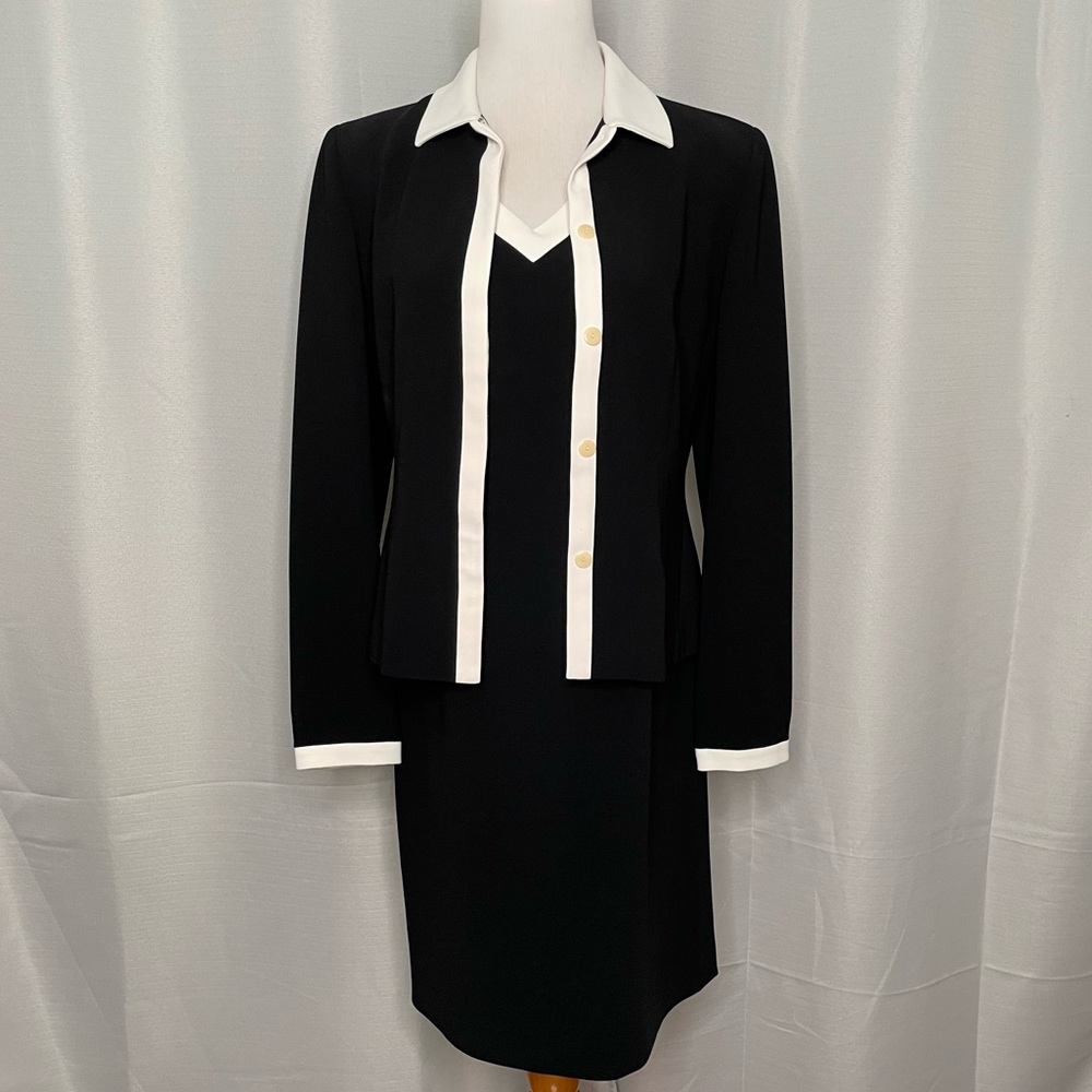Ann Taylor sheath dress W/ blazer - Picture 2 of 11